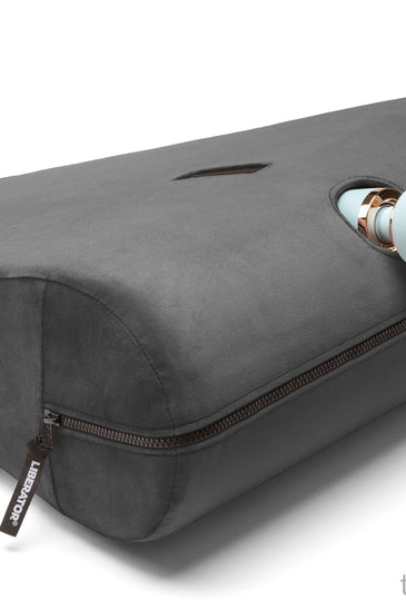 Axis Magic Wand Black Velvish