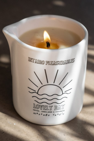 Lovely Day Massage Candle - Coffee Sandalwood Cedar